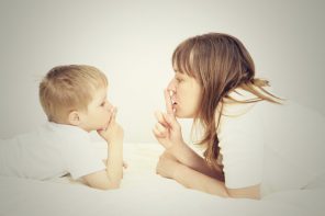 Als Je Een Tweeling Hebt Die Niet Op Elkaar Lijkt Me To We